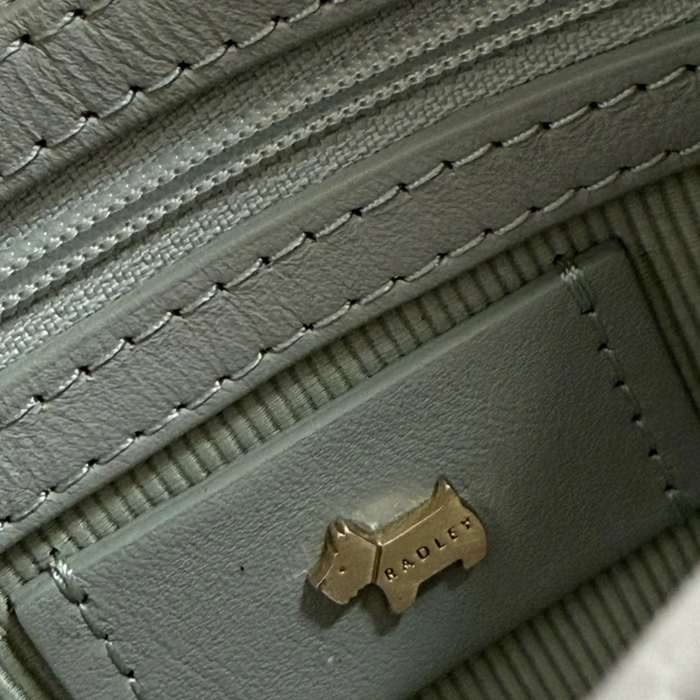 Radley London Light Gray Leather Handbag Crossbody NWT